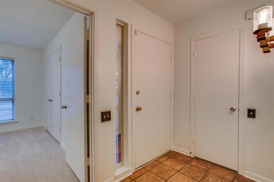 6018 E Mockingbird Ln, Dallas, TX 75206 - photo 3