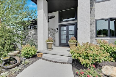 25260 W 104th Place, Olathe, KS 66061 - photo 2