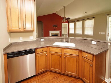 415 Crystal Oaks Ln, Moncks Corner, SC 29461 - photo 7