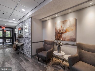 800 Avondale Rd unit 50, Wallingford, PA 19086 - photo 3