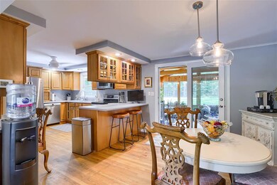 7 Surrey Ln, Merrimack, NH 03054 - photo 4