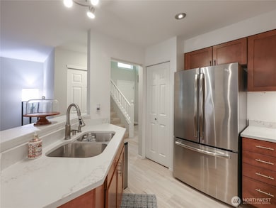 1131 115th St SW unit E4, Everett, WA 98204 - photo 4