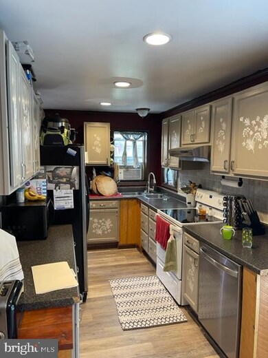 2741 Tattoo Dr, Chambersburg, PA 17202 - photo 2