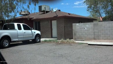 435; Unit A; Rear of Duplex; fr SEC;