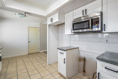 14404 Mojave Ln, Victorville, CA 92395 - photo 5