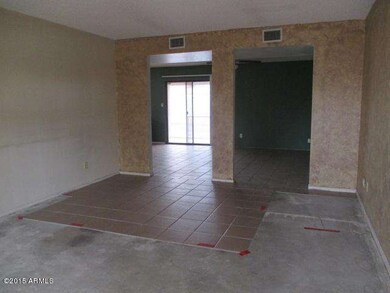 7727 W Cora Ln, Phoenix, AZ 85033 - photo 3