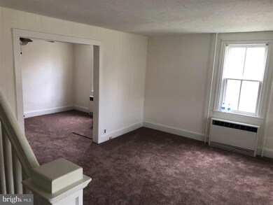 28 Hilltown Pike unit FRONT RIGHT SIDE, Line Lexington, PA 18932 - photo 3