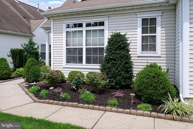 8 Honeyflower Ln, Princeton Junction, NJ 08550 - photo 2