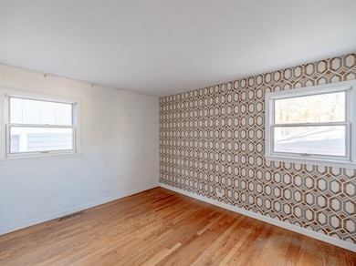 2424 Cowper Ave, Evanston, IL 60201 - photo 7