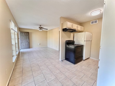 3021 Sycamore Ave unit 6, Bay City, TX 77414 - photo 5