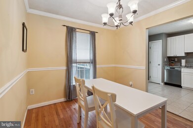 9544 Oakhurst Dr, Columbia, MD 21046 - photo 7