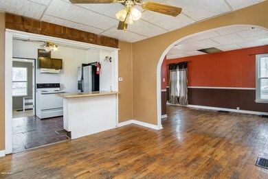 Dining Rm - wood fl