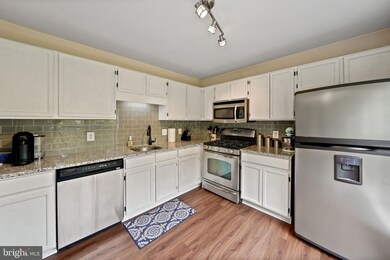 46862 Clarion Terrace unit 303, Sterling, VA 20164 - photo 4