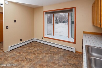 06-Kitchen 1_DMD_ParkRealtyAlaska