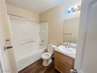 Full bath with vanity, shower / tub combination, t