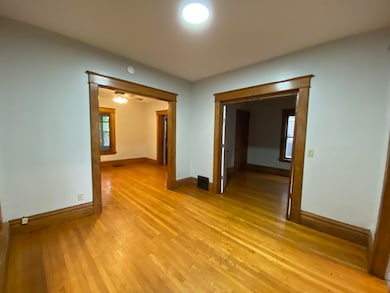 726 Forest St, Kalamazoo, MI 49008 - photo 5