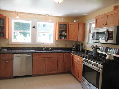 22 Main St, Freeport, ME 04032 - photo 6