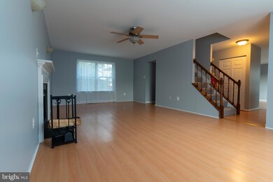 9453 Glen Ridge Dr, Laurel, MD 20723 - photo 4