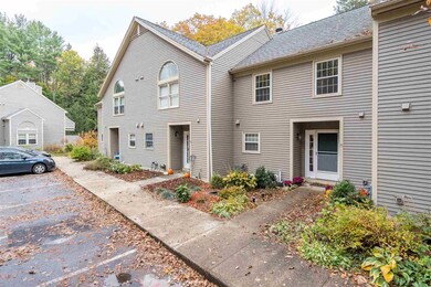 17 Village Falls Way, MerriMacK, NH 03054 - photo 2