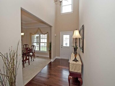 Entry/Foyer.