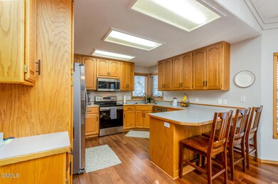 9 Kitchen