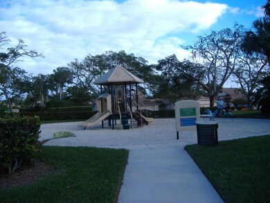 2529 25th Ct, Jupiter, FL 33477 - photo 5