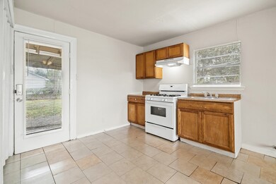 1000 Avenue E, Rosenberg, TX 77471 - photo 5