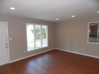 907 Chippewah Dr, Laurel, MS 39440 - photo 6