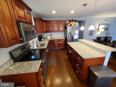 801 207th St, Pasadena, MD 21122 - photo 3