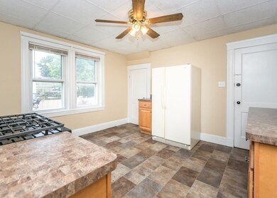 36 Bennett St unit 1, Waltham, MA 02453 - photo 4