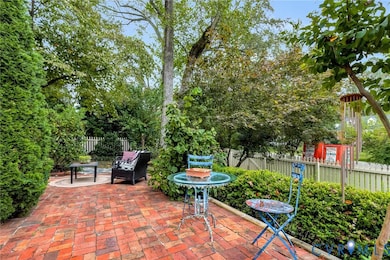 Spacious front patio