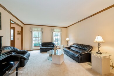 1412 Meander Dr, Naperville, IL 60565 - photo 3