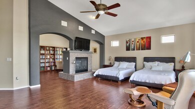 GENEROUS MASTER SUITE