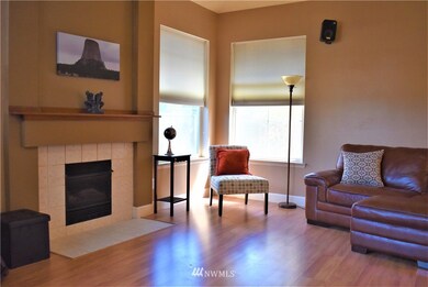 513 Eldredge Ave NW, Orting, WA 98360 - photo 5