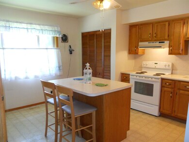 2310 Burningtree Ln, Kokomo, IN 46902 - photo 5