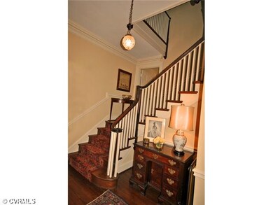 Foyer - 1st floor rear foyer