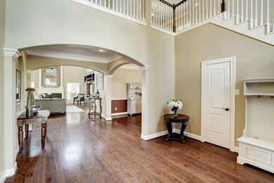 5102 W Jerad Dr, Houston, TX 77018 - photo 4