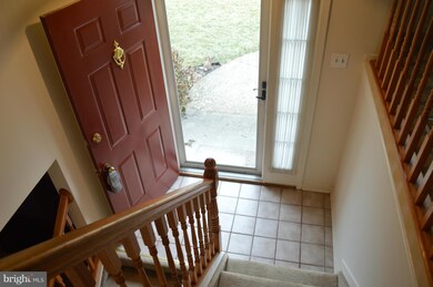 6378 Woodburn Ave, Elkridge, MD 21075 - photo 4