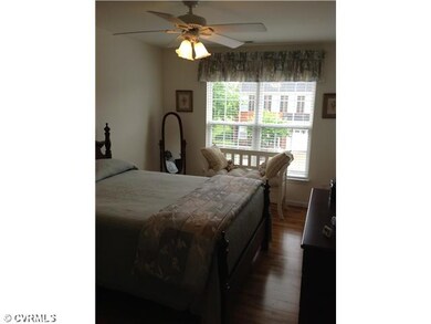 Bedroom - Notice the nice size and hardwood floori