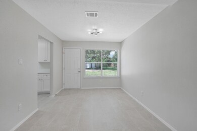 17007 Barton Oaks Ct, Houston, TX 77095 - photo 5