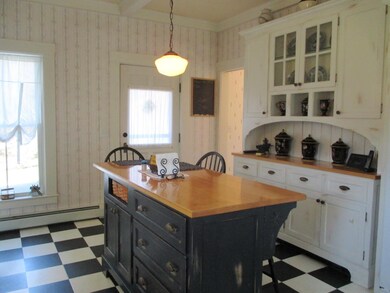 5 Curtis Ct, Littleton, NH 03561 - photo 5