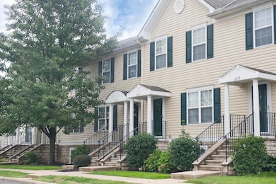 6521 Crab Apple Dr, Canal Winchester, OH 43110 - photo 2