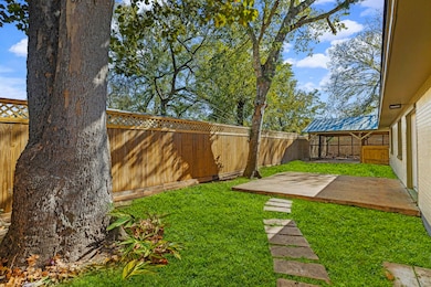 703 Austin St, Columbus, TX 78934 - photo 3