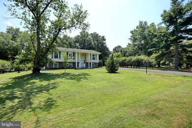 9287 Windsor Dr, La Plata, MD 20646 - photo 2