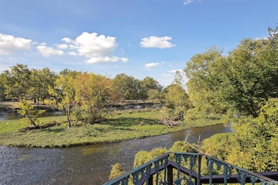 437 E Beardsley Ave, Elkhart, IN 46514 - photo 4