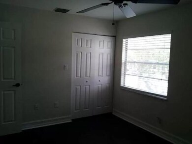 2018 S 10th St unit E, Fort Pierce, FL 34950 - photo 7