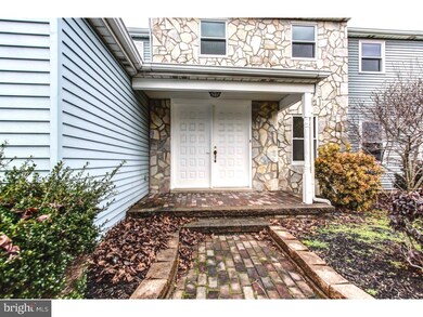 70 E Ridge Cir, Feasterville Trevose, PA 19053 - photo 2