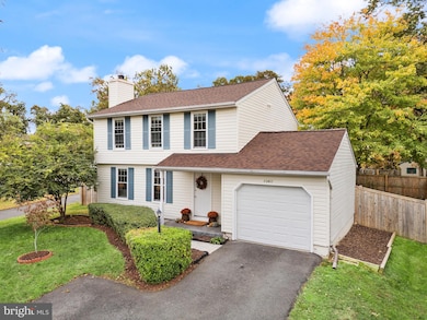 11411 Delsignore Dr, Fairfax, VA 22030 - photo 2