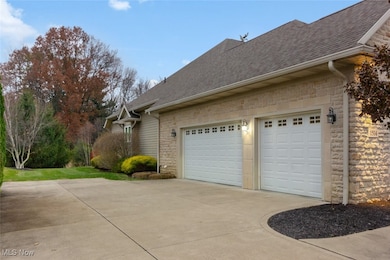 1514 Lancaster Gate SE, Canton, OH 44709 - photo 5