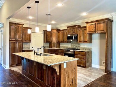115 Arrowwood Kitchen Island